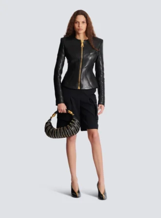 Kısa peplum kuzu derisi ceket Kısa peplum kuzu derisi ceket