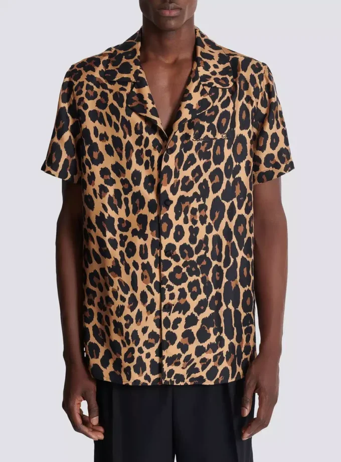 Leopar desenli ipek pijama gömleği Leopar desenli ipek pijama gömleği